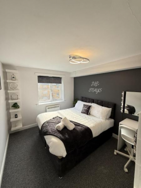 2 Bed Apartment in Greenwich, Free Parking, DLR